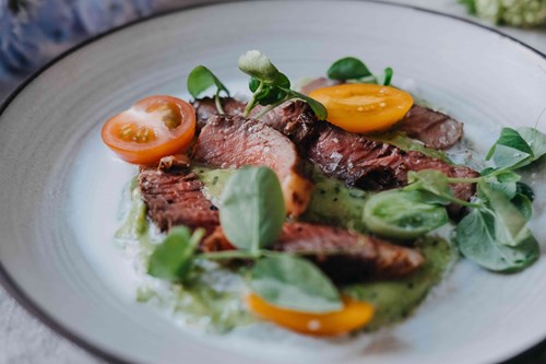 Ribeye på tallerken med puré